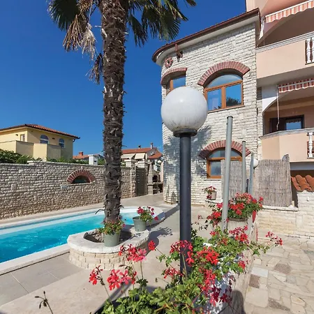 Cozy In With Wifi Апартаменты *