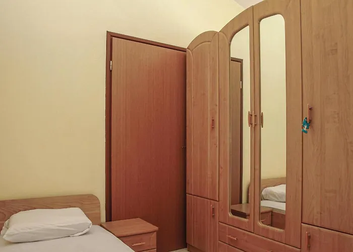 Cozy In With Wifi Апартаменты